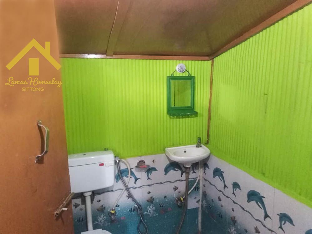 Lamas Homestay Sittong - Tap to explore photos