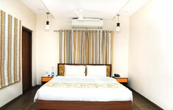 Executive Room (Single / Double Occupancy)