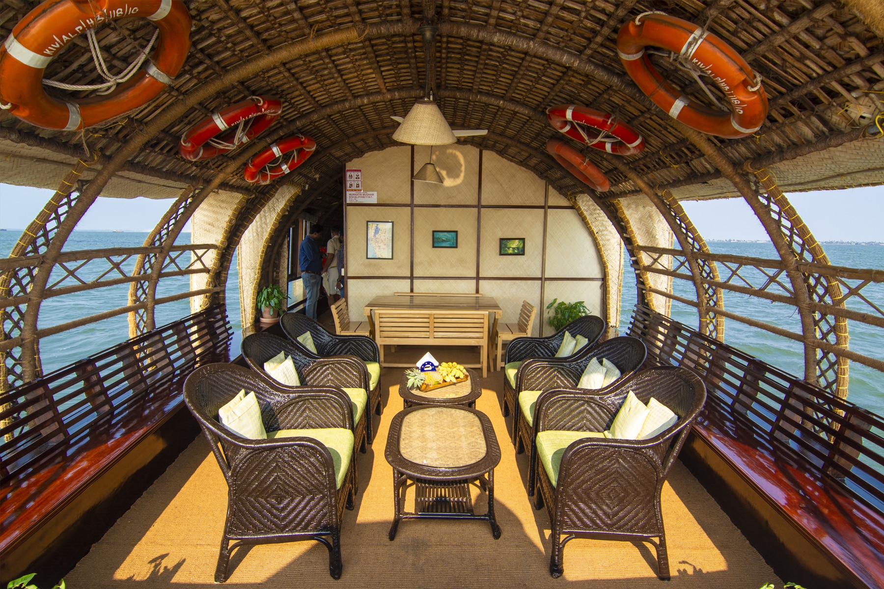 Marvel Cruise Houseboat - Tap to explore photos