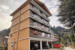 Navaura Stays & Cafe, Old Manali, Manali