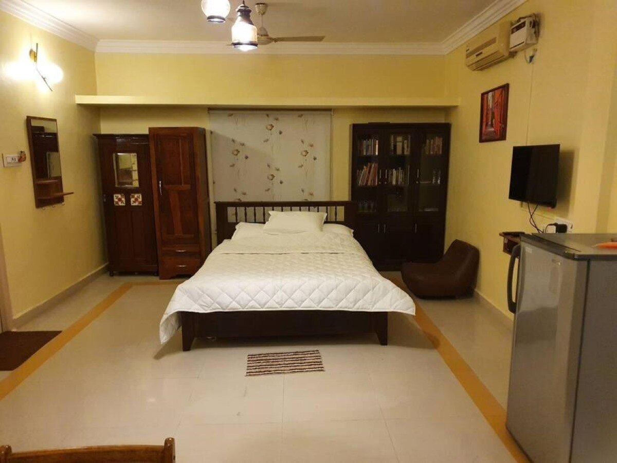 Anchorage - Mesmerizing villa with lawn, BB court - Tap to explore photos