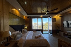 Chalet De Nature | Rooftop Sitting x WIFI, Kanatal