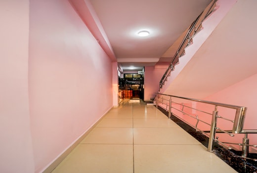 Hotel O The Shark Palace