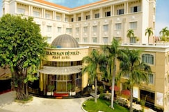 First Hotel, Ho Chi Minh City