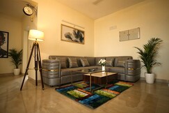 Skydeck Apartment |2BHK Near Taj by Homeyhuts, Agra