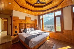 The Alpine 360, Manali