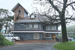 Jays Inn Homestay | Rooms & Guided Treks, Munnar