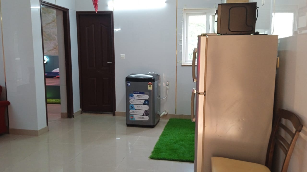 Luxurious 1bhk with WiFi/Pool/Caretaker near Baga - Tap to explore photos