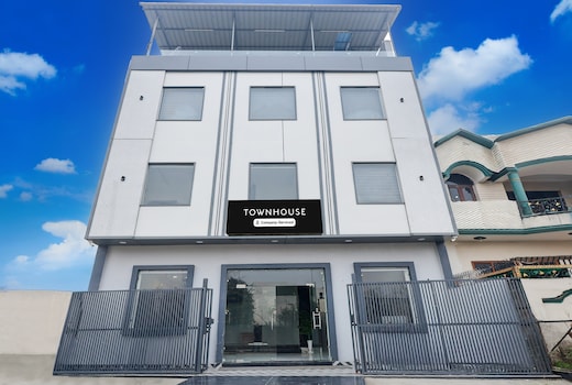 Super Townhouse GT Road Amritsar