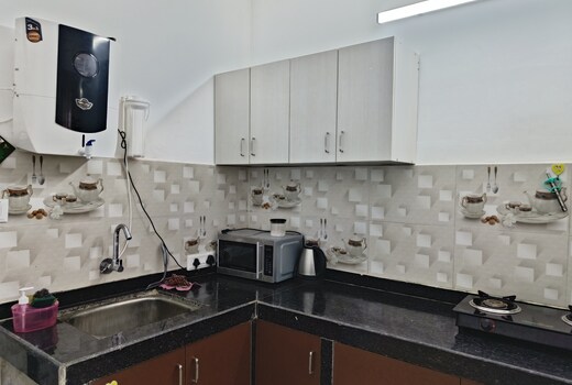 Peaceful 2 BHK in Siolim   Private Pool Access