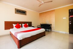 Hotel O Priya Residency, Hyderabad