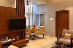 Janaki Villa | Modern 2BHK Luxury Apartment, Varanasi