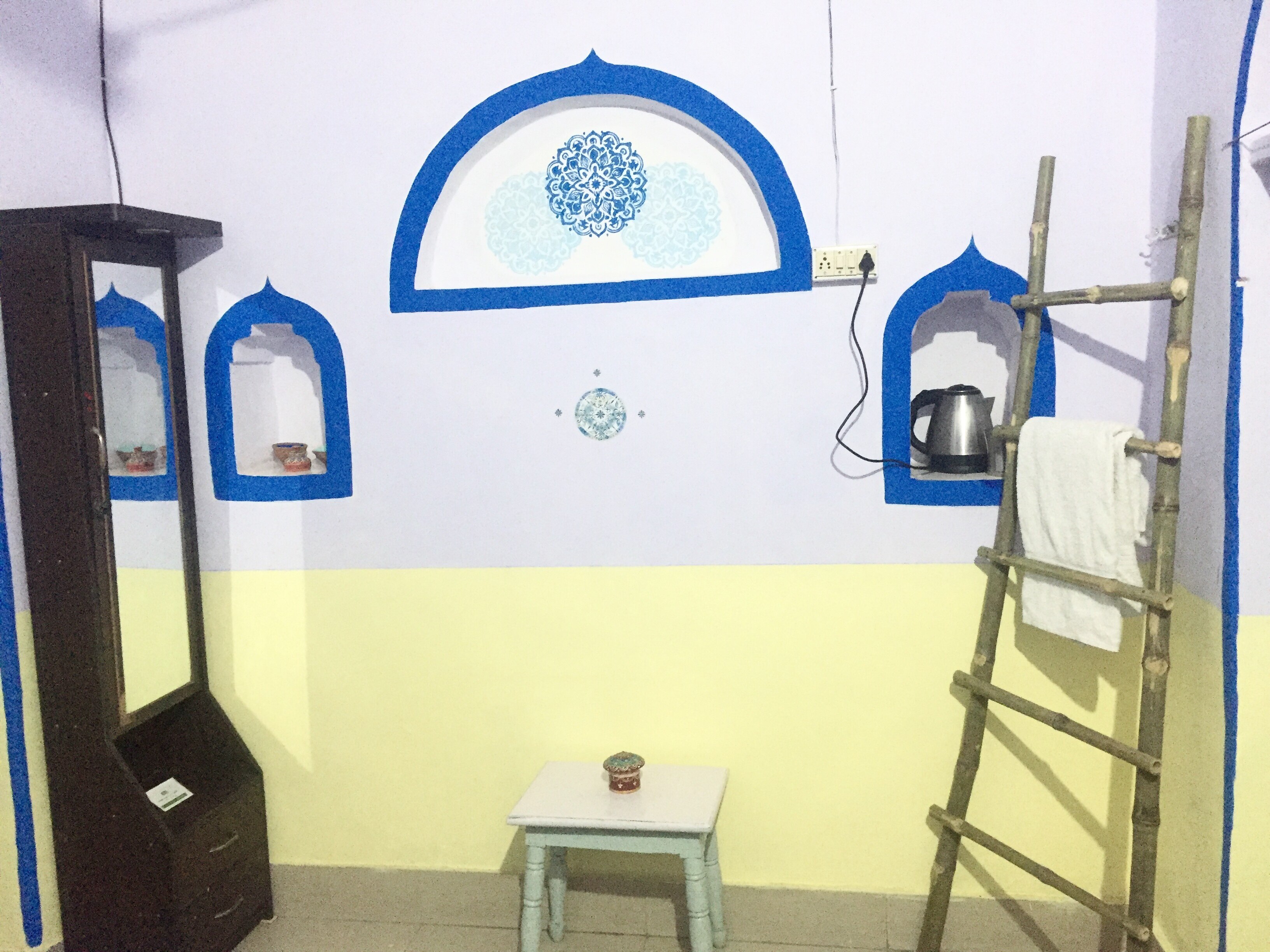Mangla Guest House - Tap to explore photos
