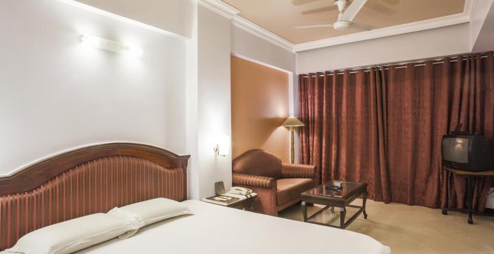 Hotel Ranjit's Lakeview Bhopal INR 198 OFF ( ̶3̶3̶0̶0̶ ) Hotel Price ...