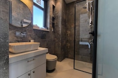 Penthouse with Panoramic View, Terrace Garden 1bhk, Delhi