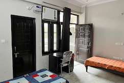 Private Guest House in Noida Sector 92 Near NSEZ, Noida