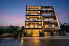 FabHotel Comfort N Stay - Huda City Centre Metro, Gurgaon