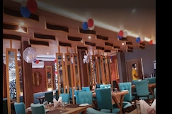 Hotel Raj Palace Azamgarh, Maunath Bhanjan