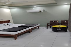Tara Guest House, Ratlam