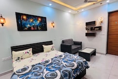 NorthEye Studio 74, Noida