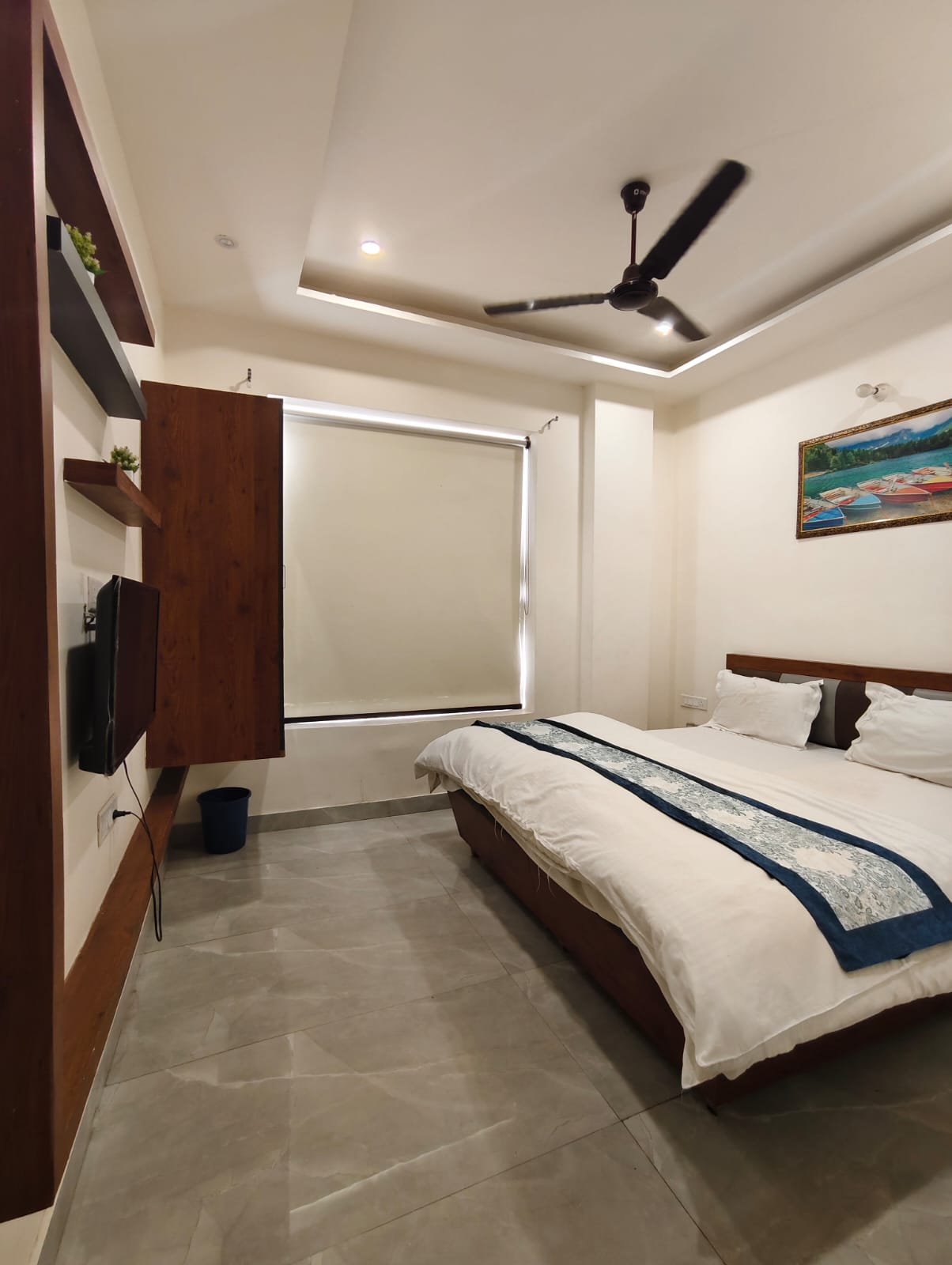 Hotel Bhullar - Tap to explore photos