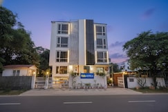 FabHotel Marine Nr. Vishnu Temple Bada Lalpur, Varanasi