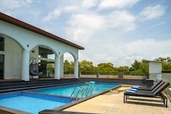 Sora 1BHK Apartment with Common Pool By Kiwistays, Goa
