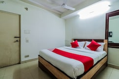 Hotel O Parnasala Princely, Rajahmundry