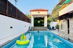 Pool Party Snooker WiFi Cinema, Karjat