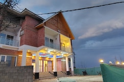 AR Villa and Cottage, Gulmarg
