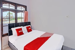 Hotel O Gusti Residence, بالي