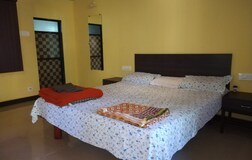 Deluxe Room 1