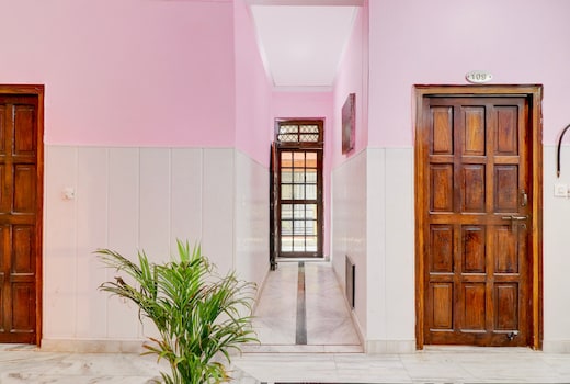 Hotel O Laxmi Yellow Guest House
