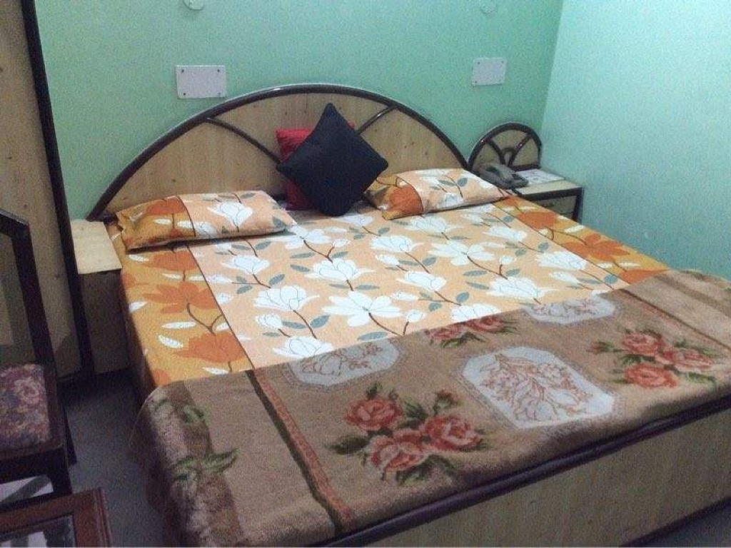 Hotel Vikrant - Tap to explore photos