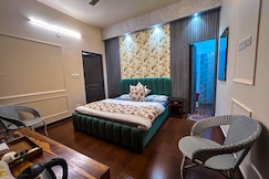 Vanshika Homestay | Rooms & Kitchen, Kasauli