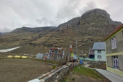 Rohtang view home stay koksar, Lahaul