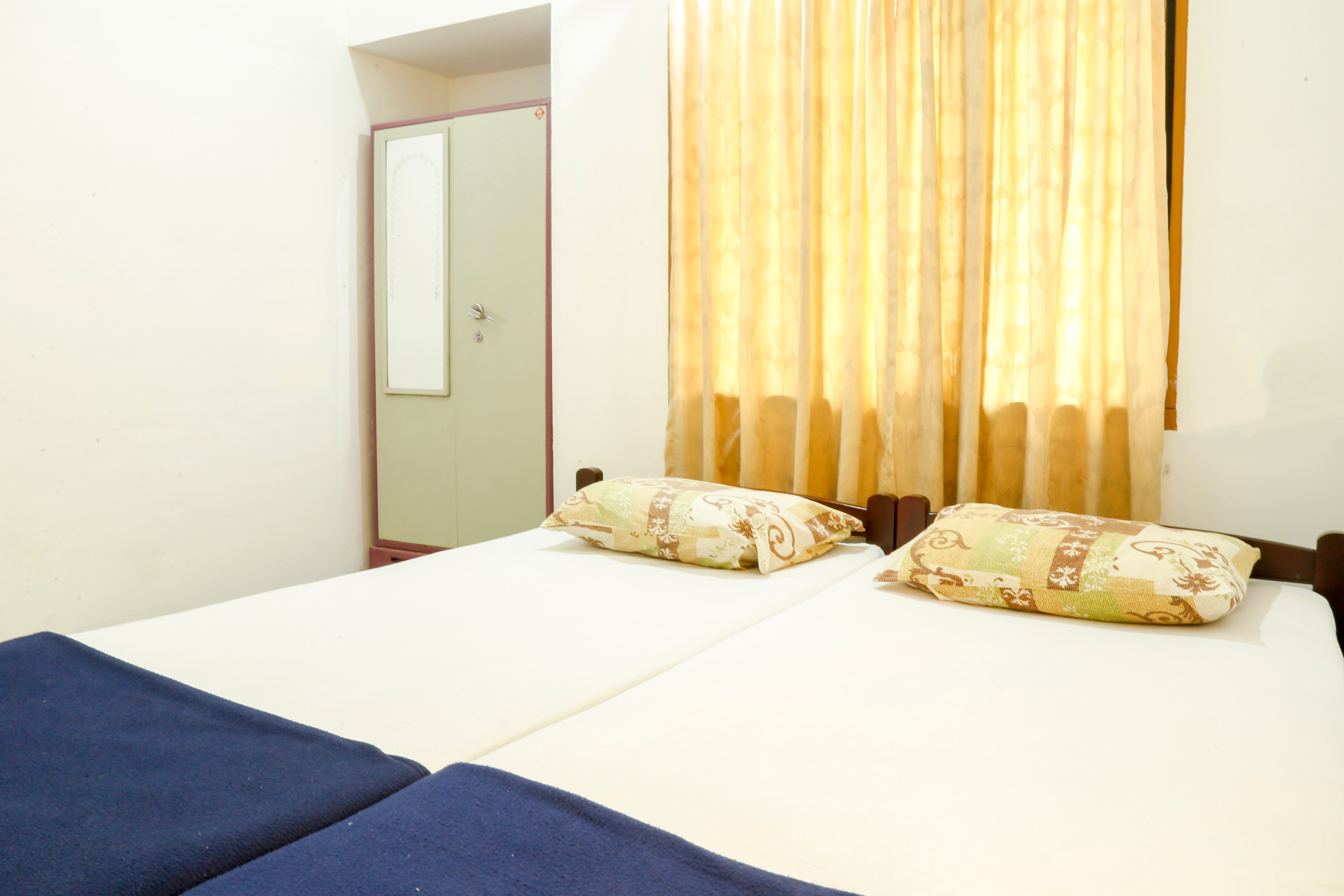Prems Homestay | Rooms & Caretaker - Tap to explore photos