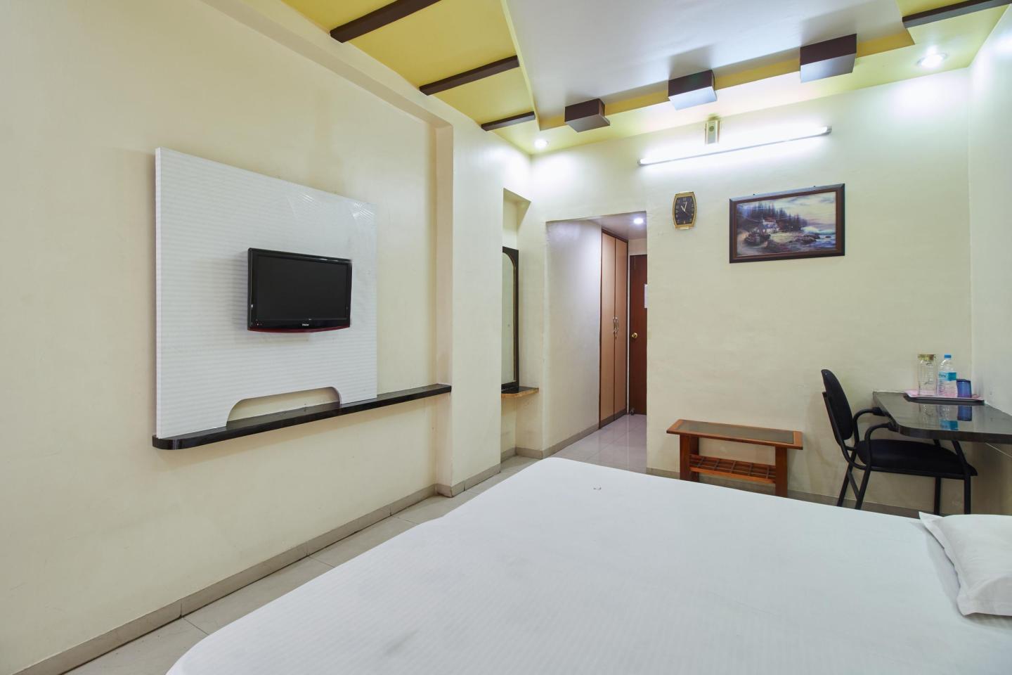 Executive AC Room 1