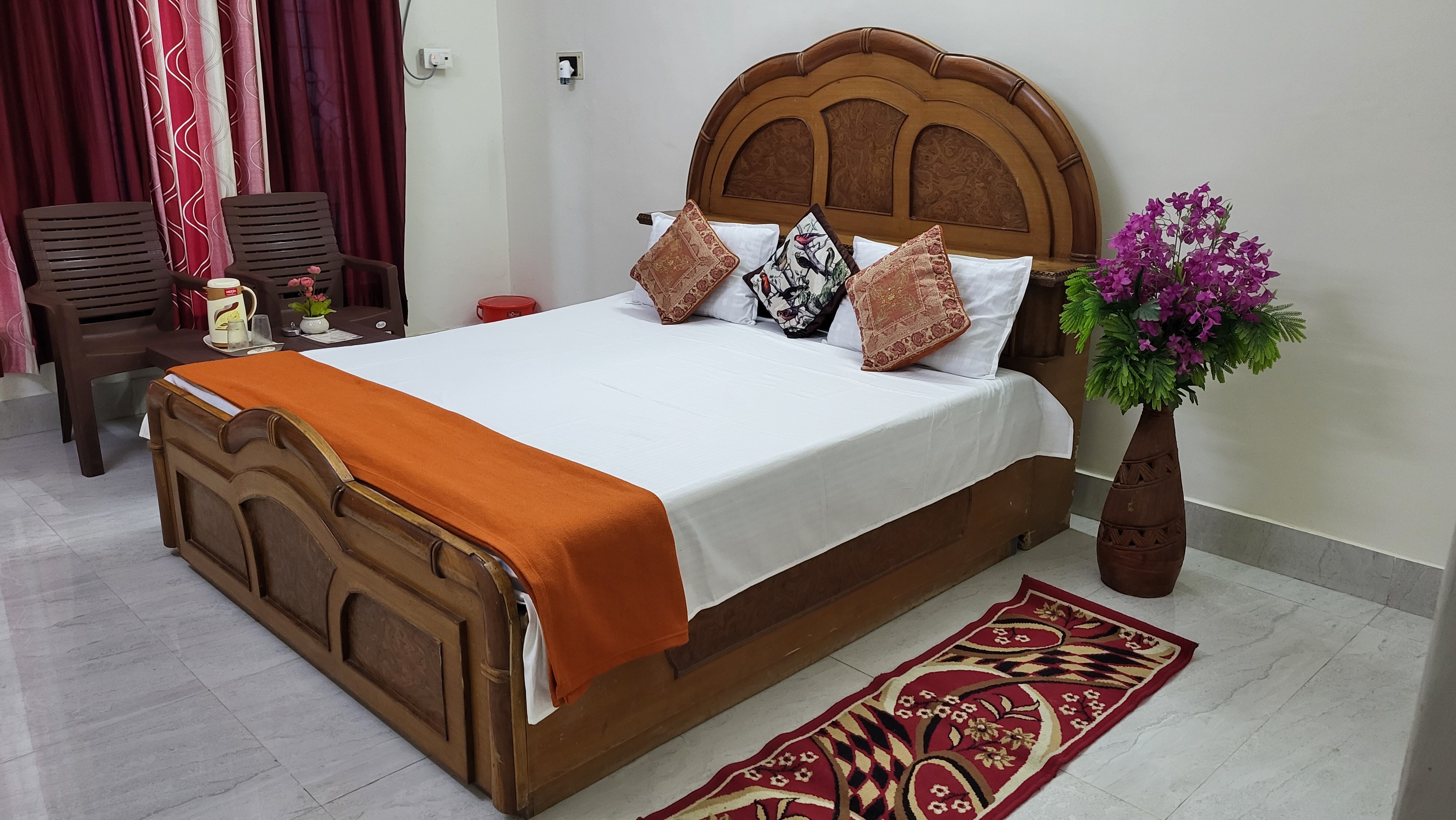 Kanak Homestay - Tap to explore photos