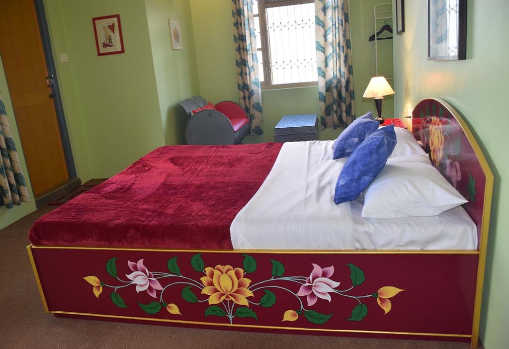 Luitel Homestay- Artsy Luxury Retreat - Tap to explore photos