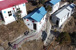 Dev Bhoomi Camping Resort, Kanatal