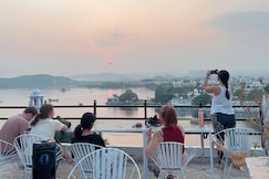 Tamasha |Lakeview Rooms & Rooftop Restaurant|, Udaipur