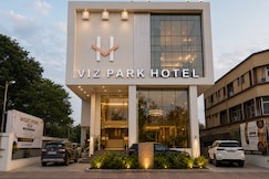 Viz Park Hotel - Business Hotel & Banquet, GIDC Anand, Anand