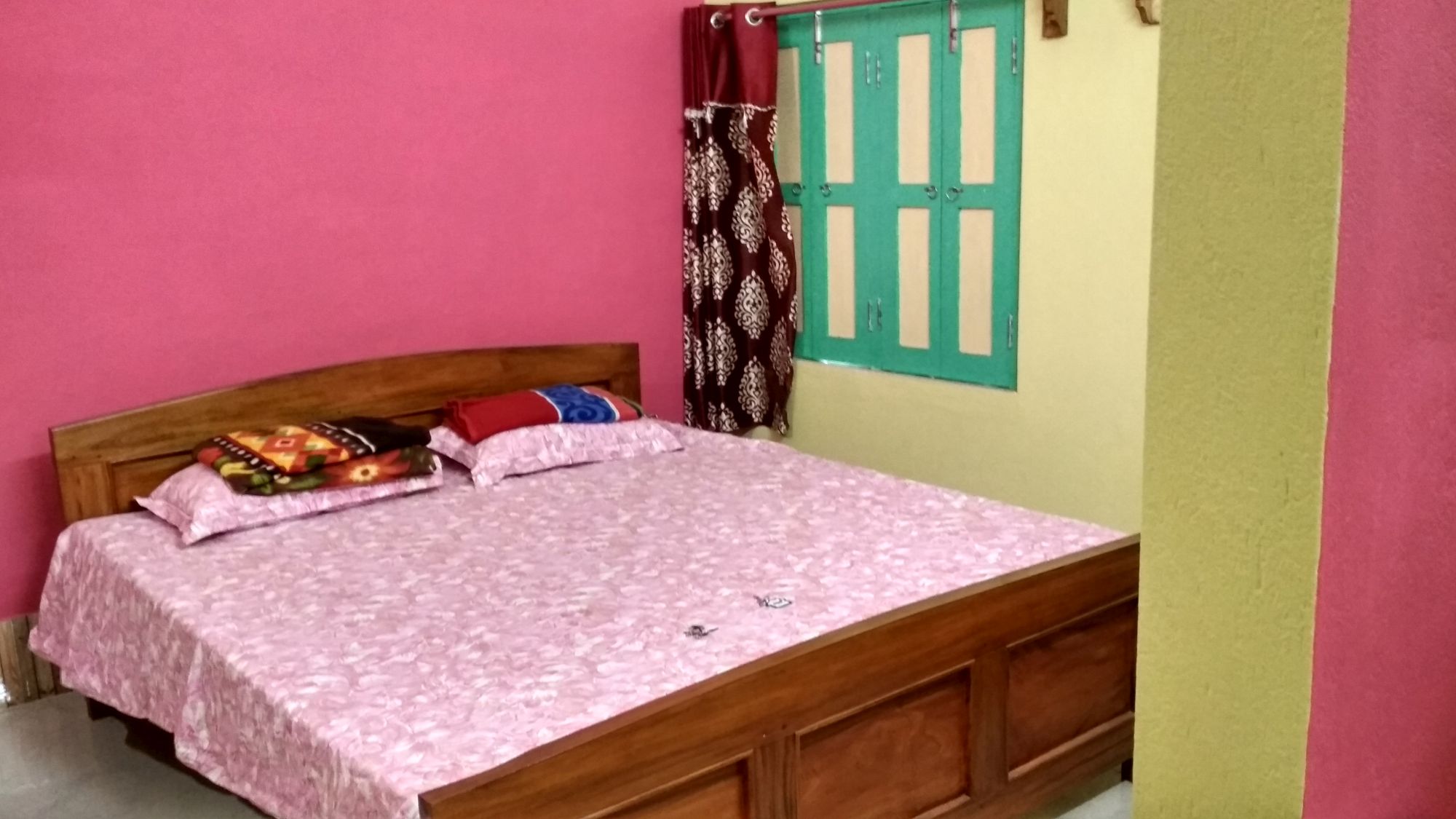 SHREE HARI GUEST HOUSE - Tap to explore photos