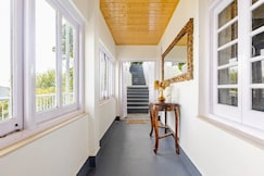Calissa Cottage By Lehriyat Retreats - Mall Road - Mussoorie, Mussoorie