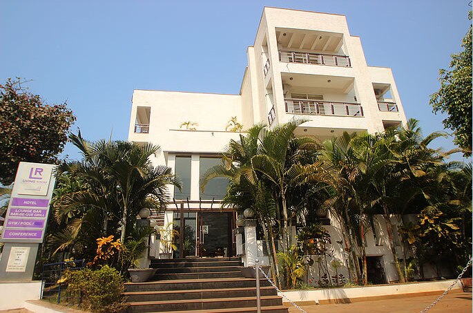 Living Room By Seasons Goa Inr 614 Off 2 7 9 9 Resort Price Address Reviews