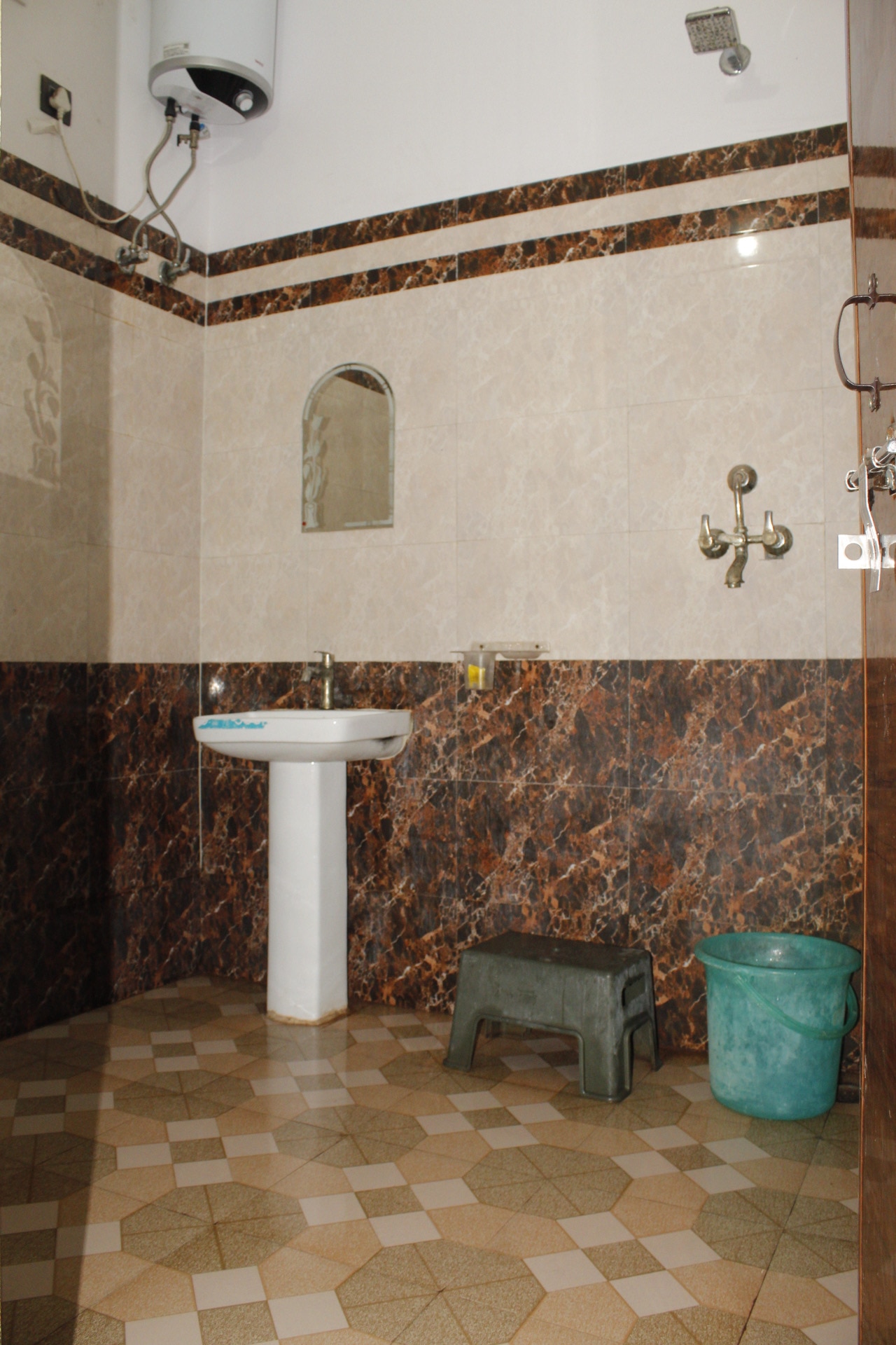 Hotel Hare Krishna Vrindavan - Tap to explore photos