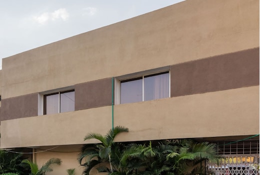 Hotel O Mehmaan Residency