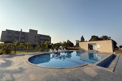 Daksh The Valley Resort - Saputara, Surgana