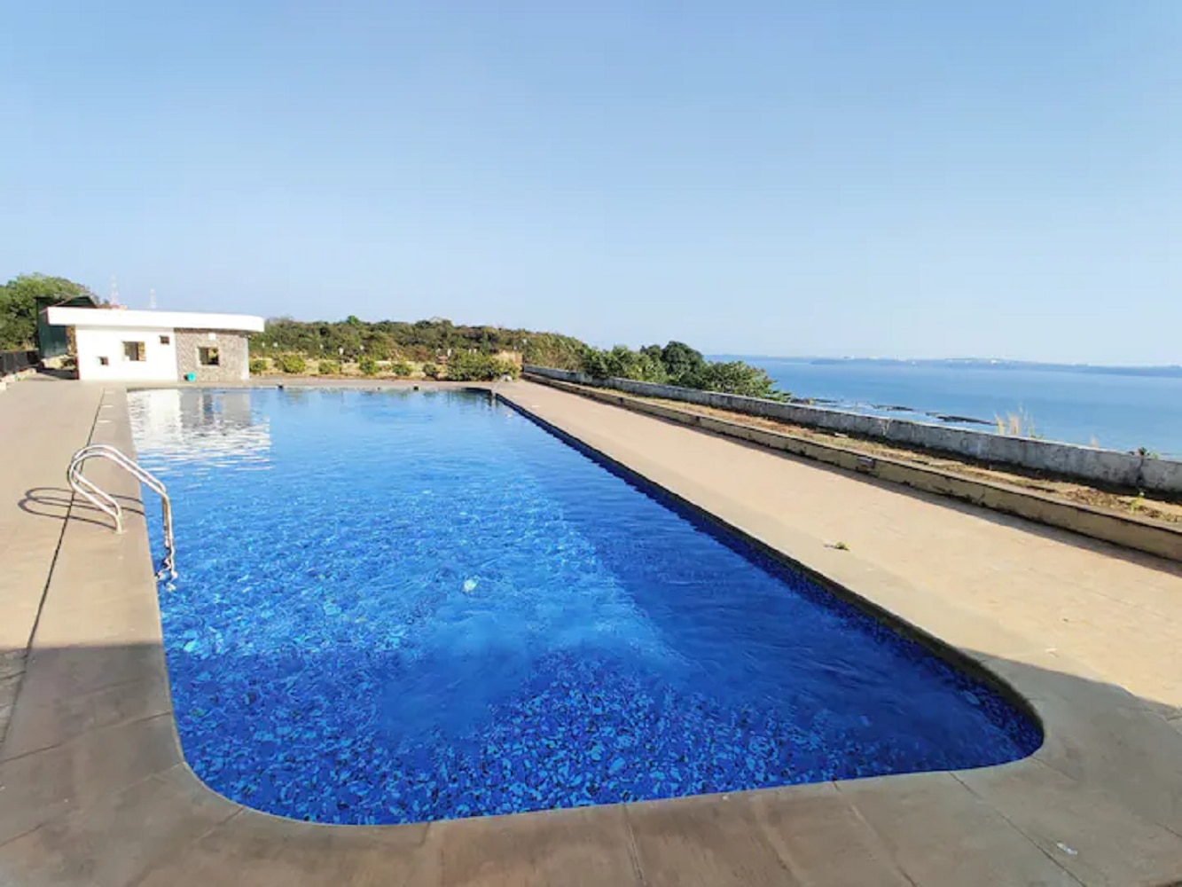 Chic 2BHK Sea View Apartment in Dona Paula (B 102) - Tap to explore photos